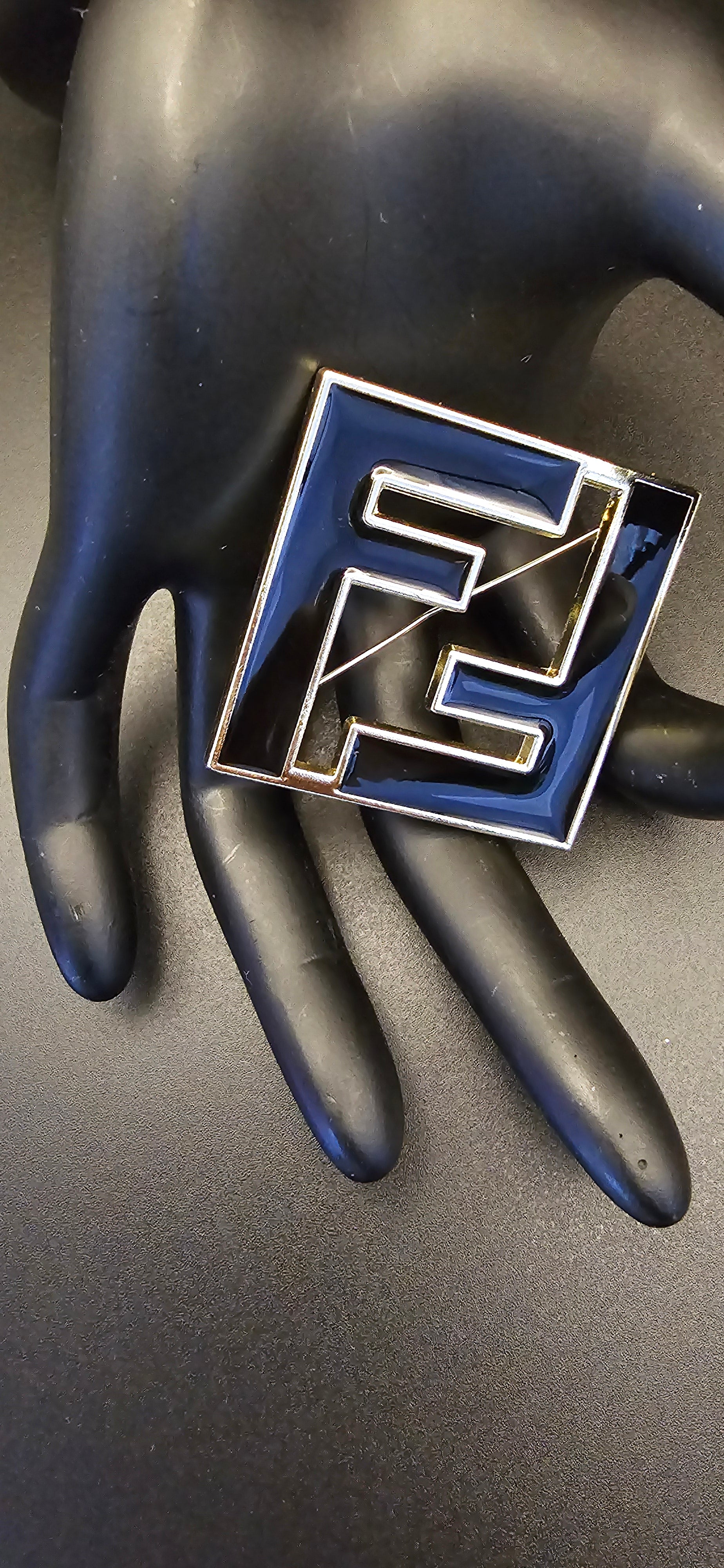 Brooch pins - Mourimani Beauty & Accessories