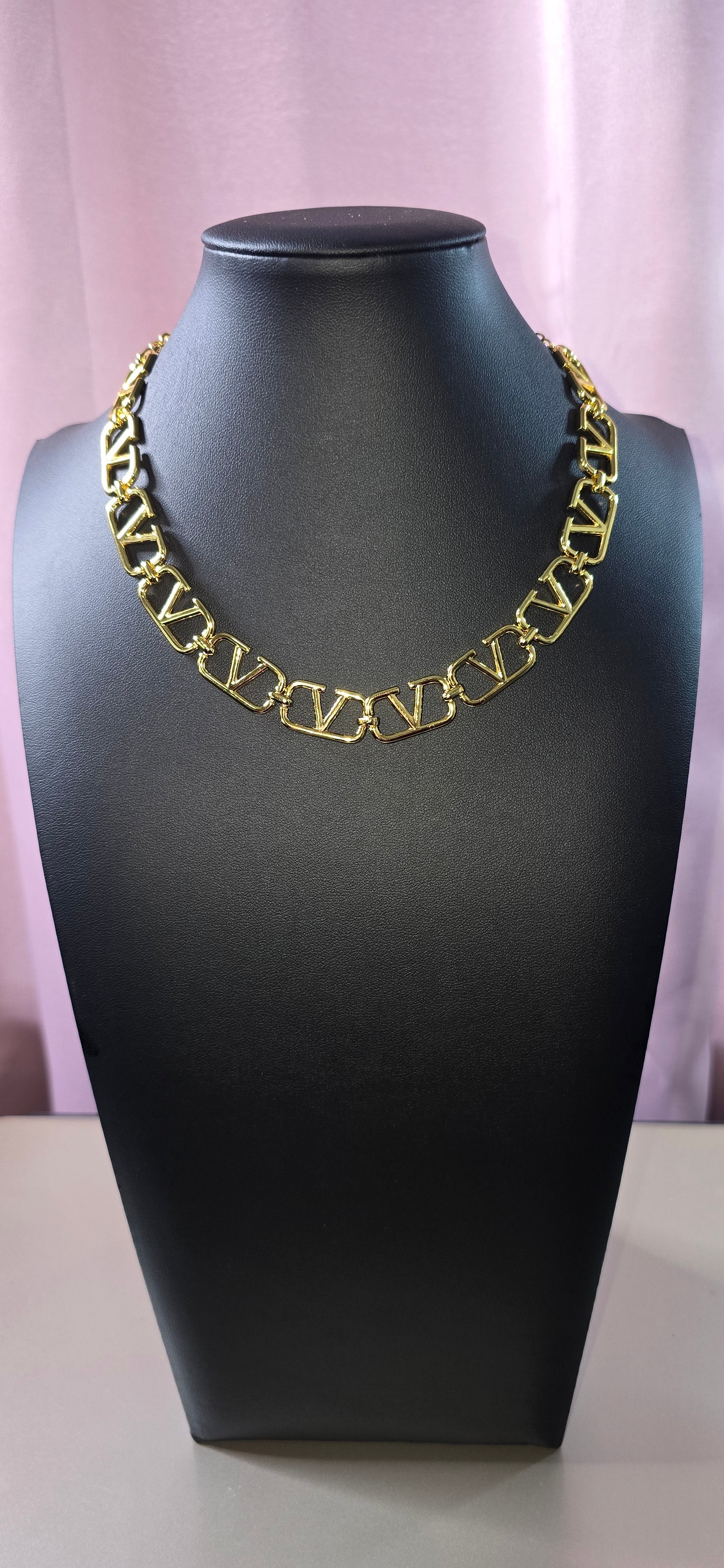Gold Choker - Mourimani Beauty & Accessories