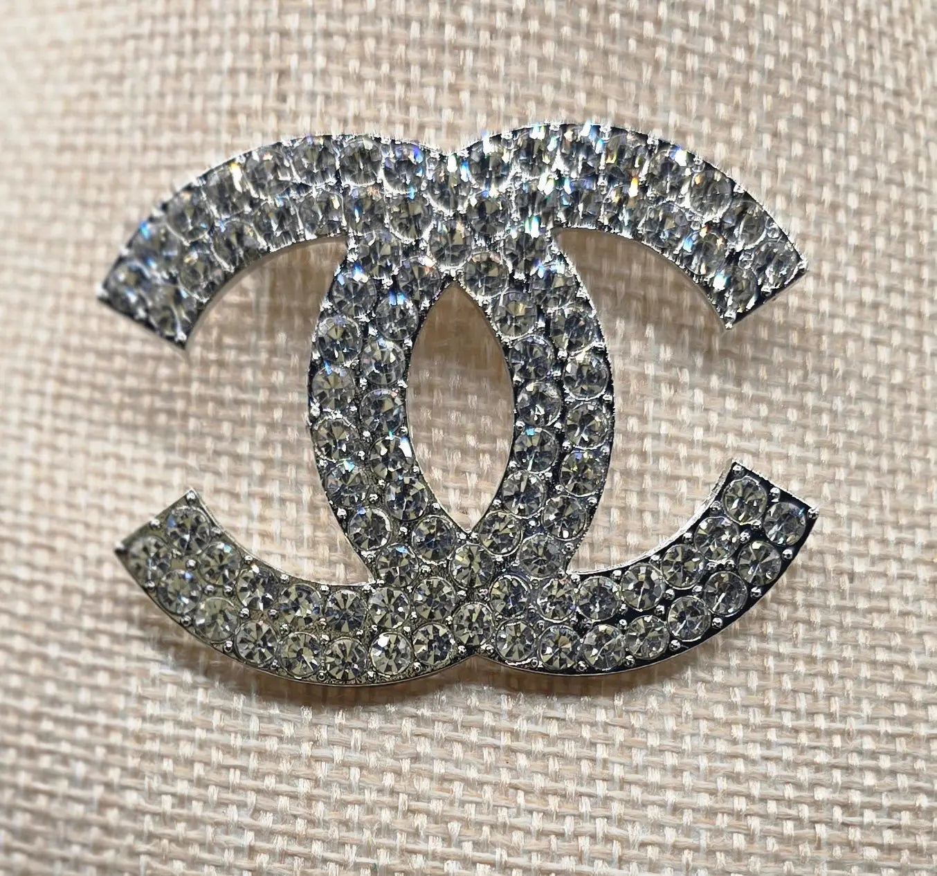 Designer Brooches - Mourimani Beauty & Accessories