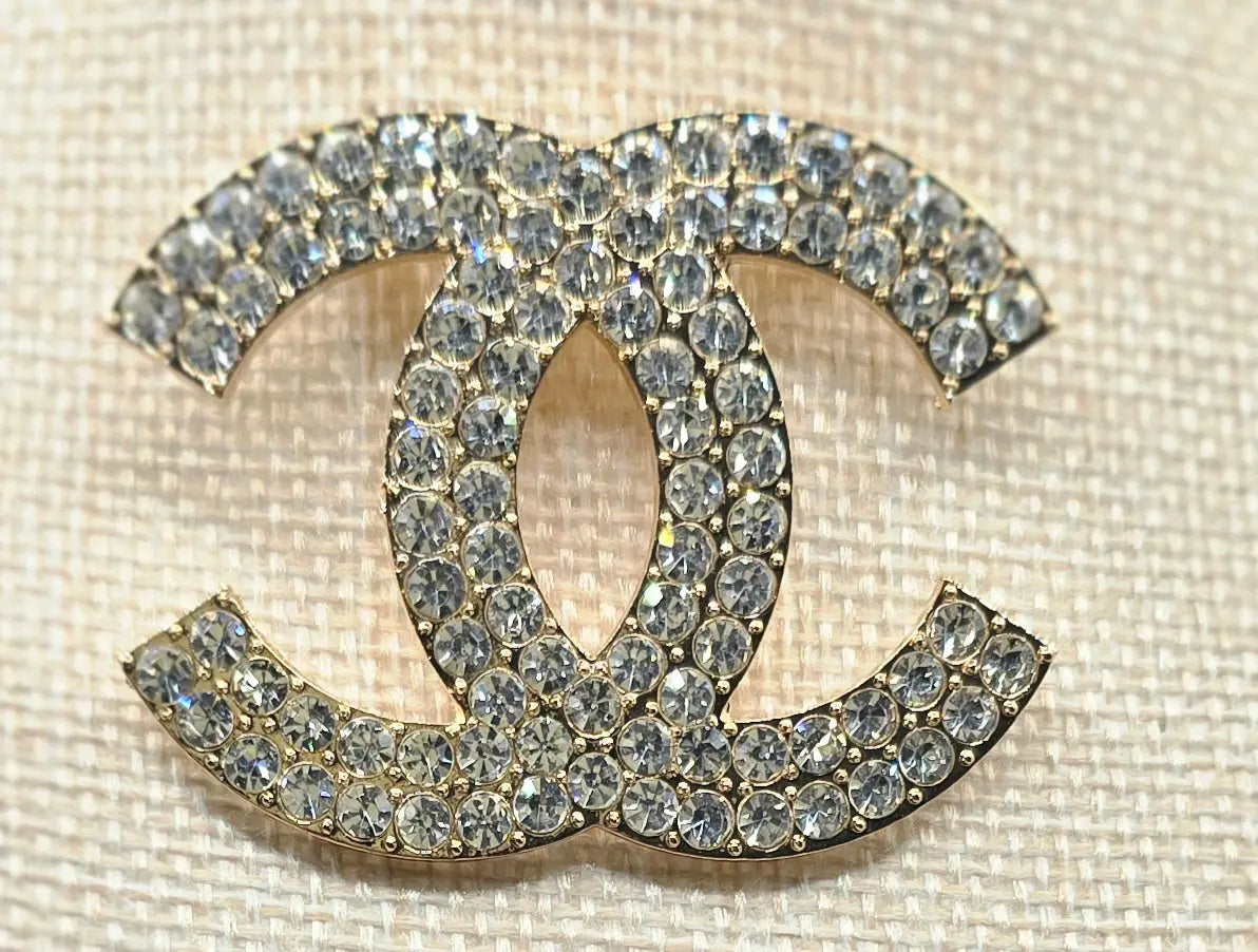 Designer Brooches - Mourimani Beauty & Accessories