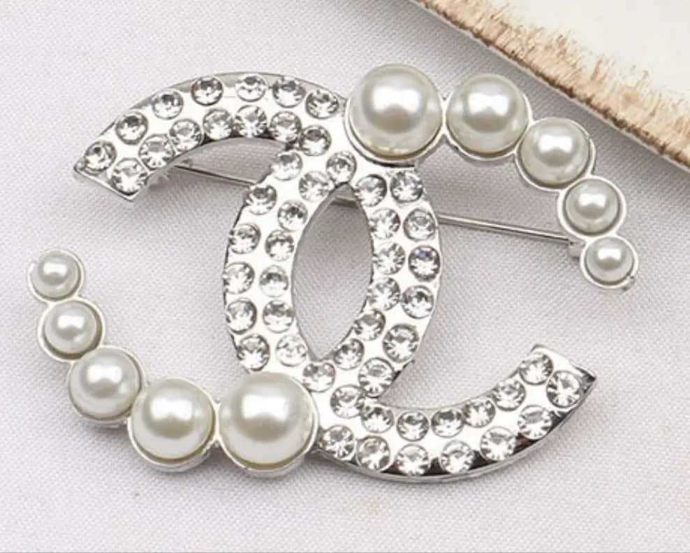 Designer Brooch - Mourimani Beauty & Accessories