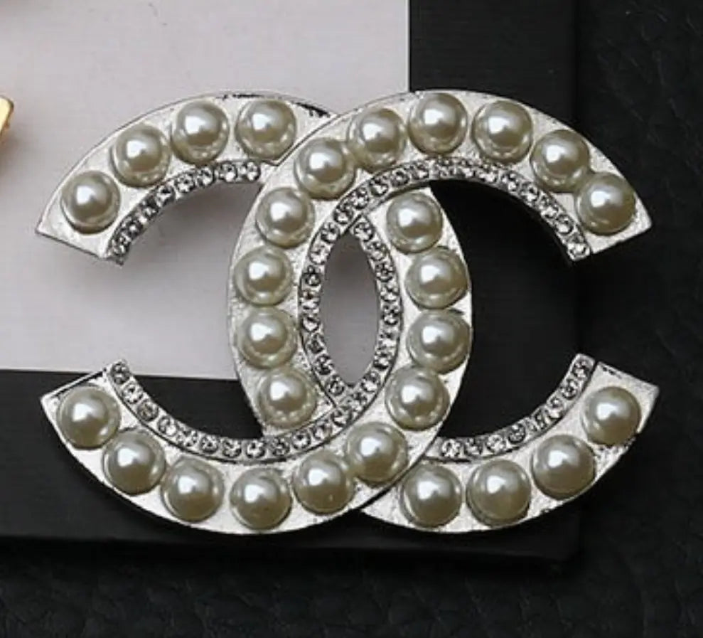 Designer Brooch Pins - Mourimani Beauty & Accessories