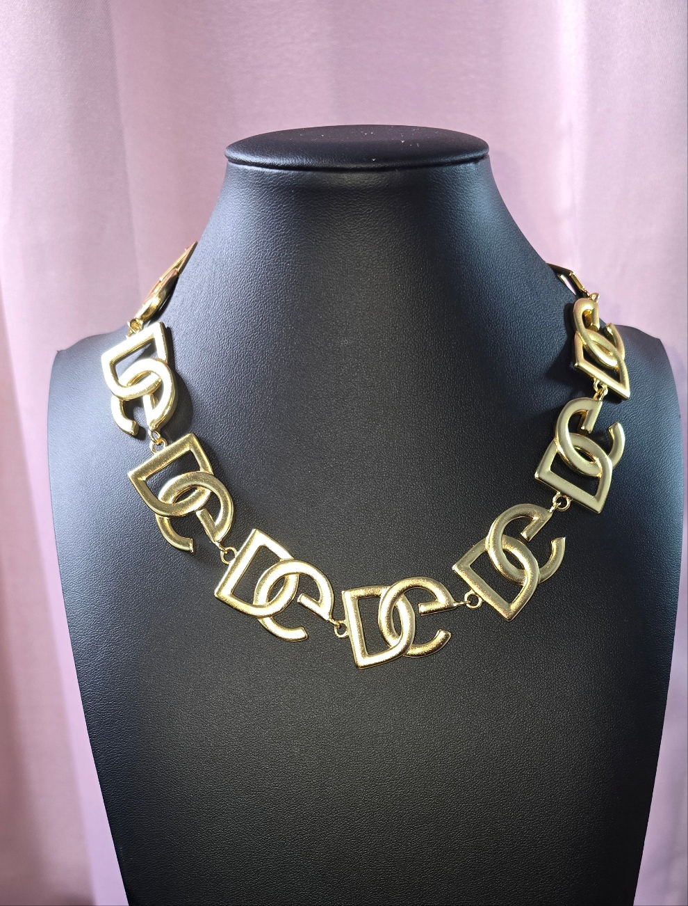 Gold Choker Necklace - Mourimani Beauty & Accessories