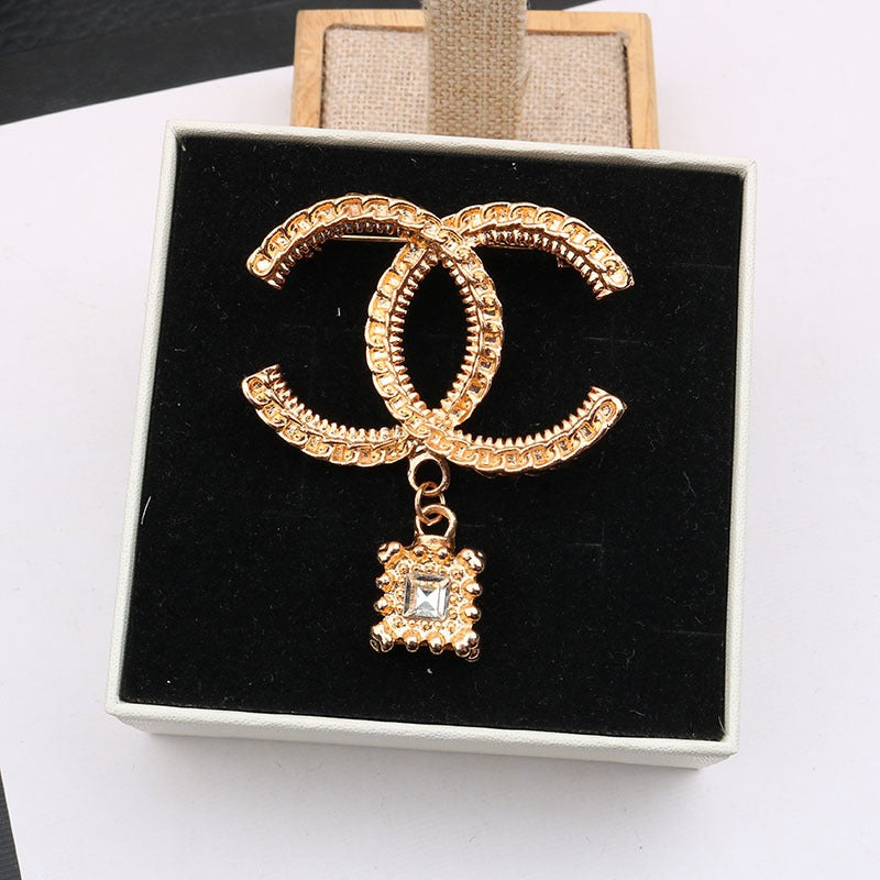 Designer Brooch Pins