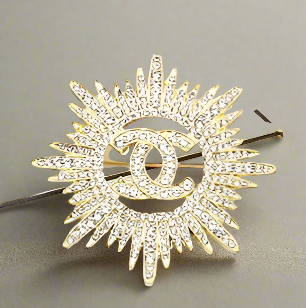 Brooch pin - Mourimani Beauty & Accessories