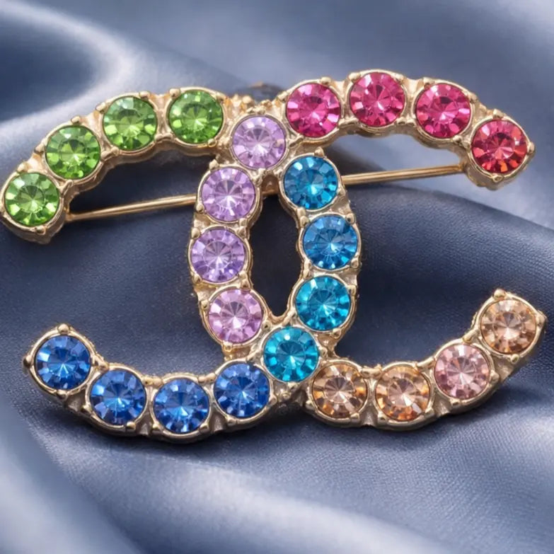 Designer Brooch *NEW* - Mourimani Beauty & Accessories