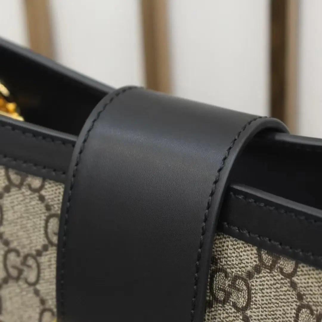 Designer Bags ✨️NEW ✨️#479197 Mourimani Beauty & Accessories