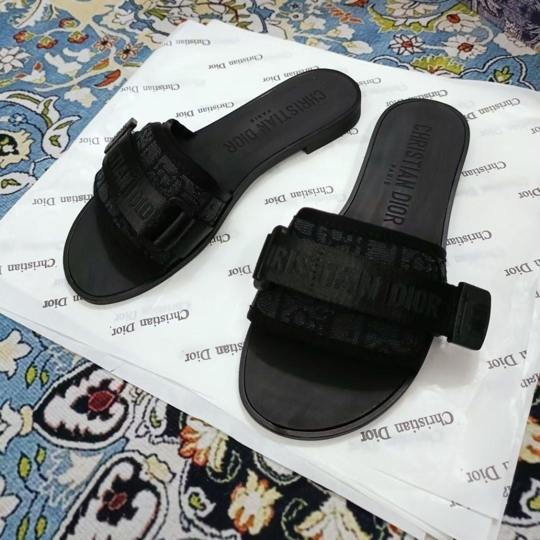 Designer Shoes **NEW**