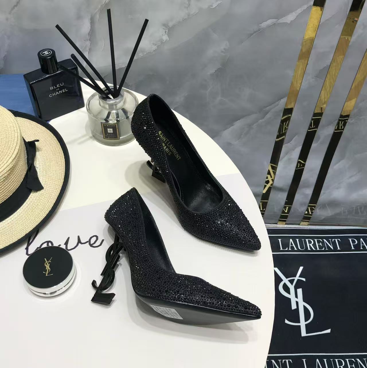 Designer Shoes *NEW* Mourimani Beauty & Accessories
