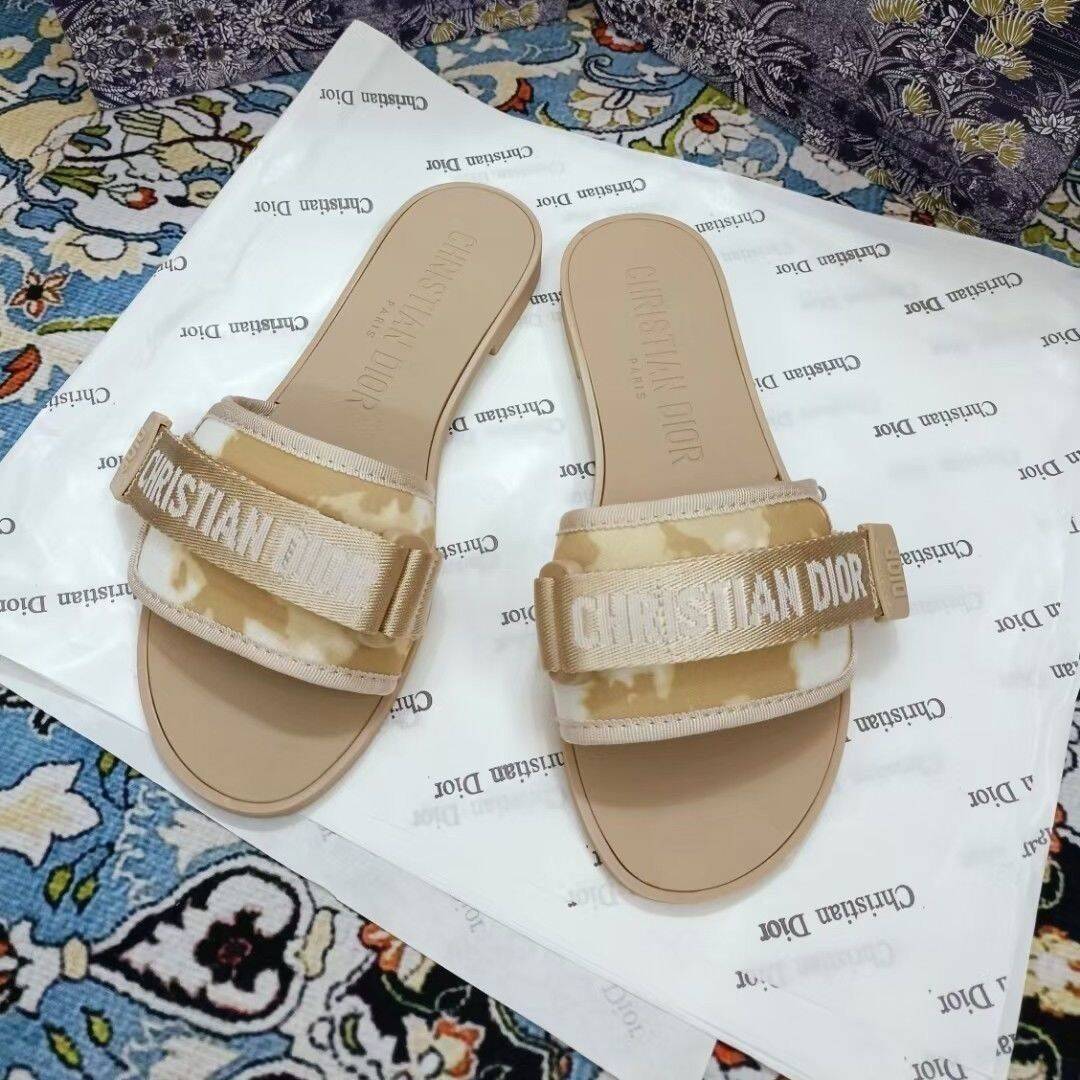 Designer Shoes **NEW**