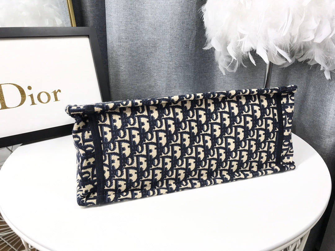 Designer Bags *NEW*