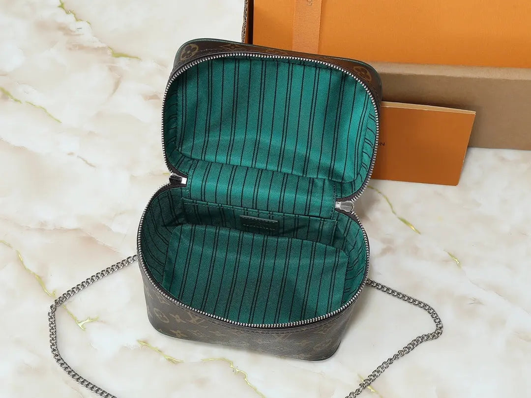 Designer Bags SMALL *NEW* #42263 Mourimani Beauty & Accessories