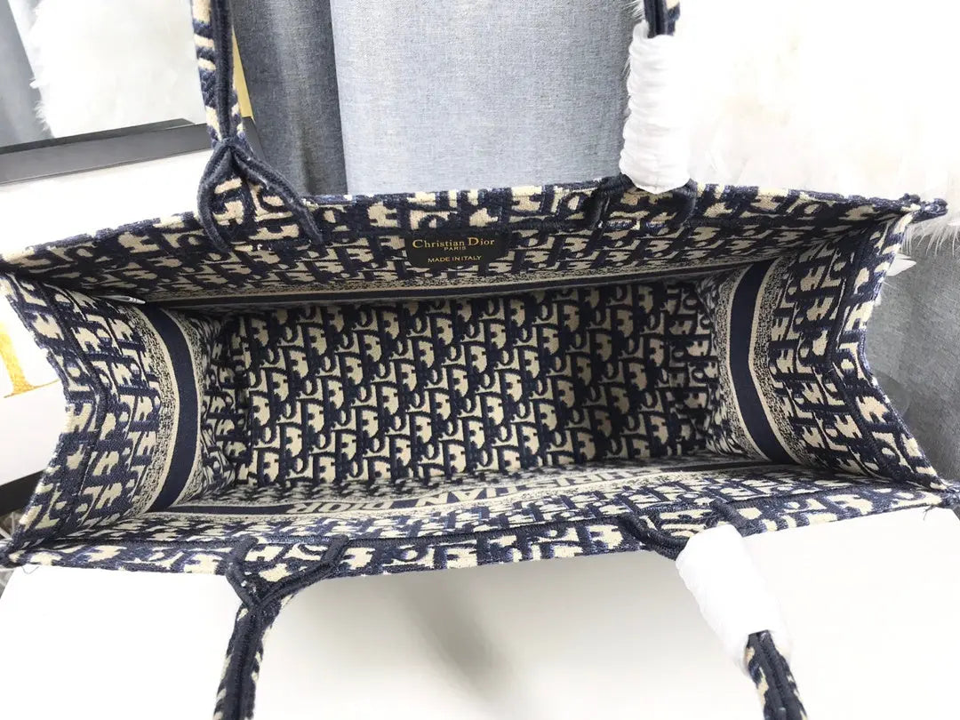 Designer Bags *NEW* Mourimani Beauty & Accessories