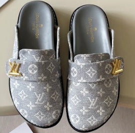 Designer Shoes *NEW*