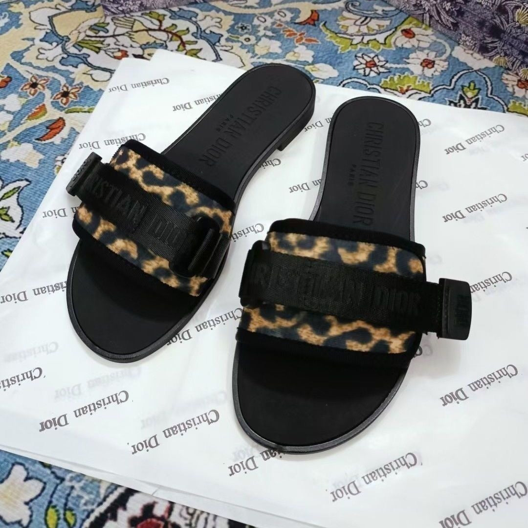 Designer Shoes **NEW**