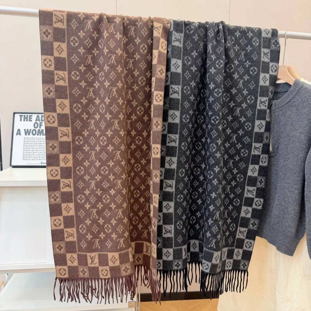 Designer Scarfs ✨️NEW✨️ Style #13