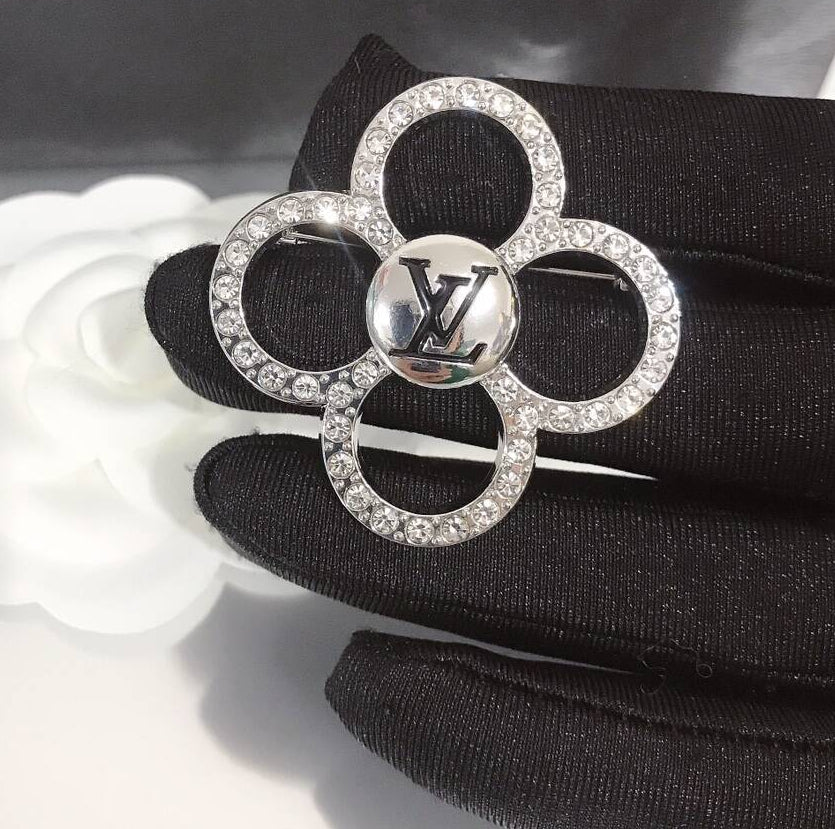 Designer Brooches - Mourimani Beauty & Accessories