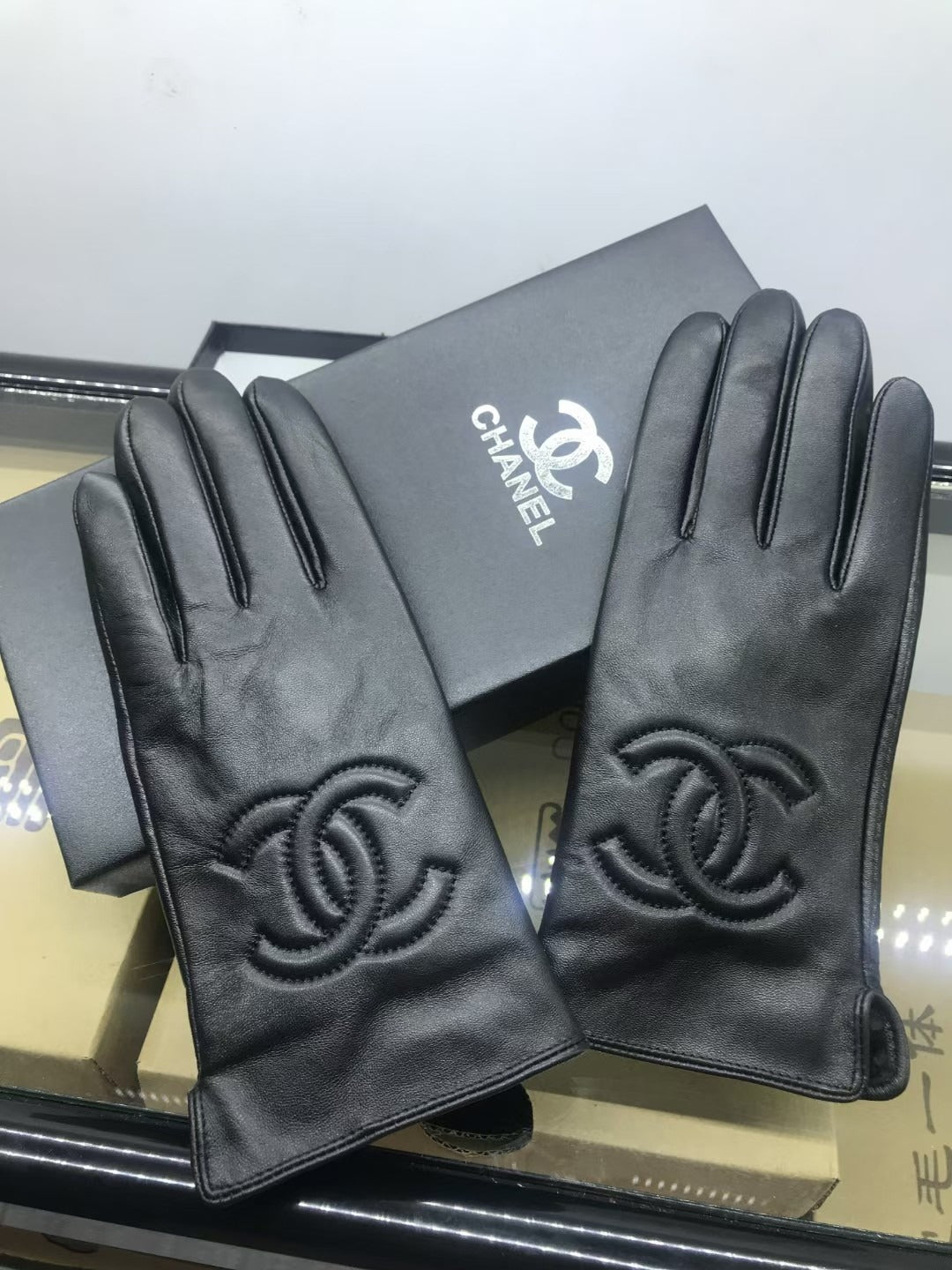 Designer Gloves - Mourimani Beauty & Accessories