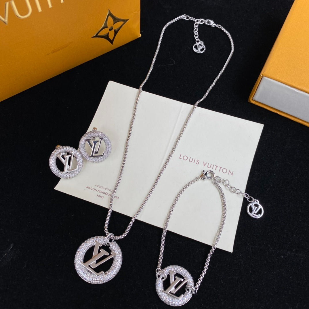 Designer Necklaces - Mourimani Beauty & Accessories