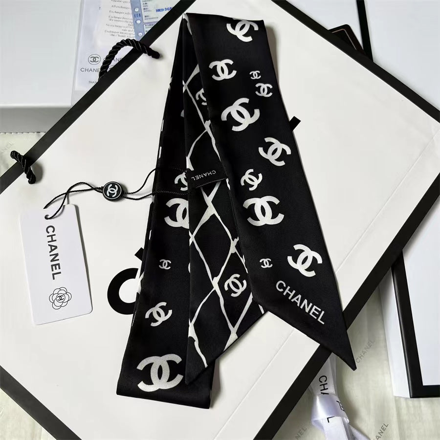 Neck scarf *NEW*