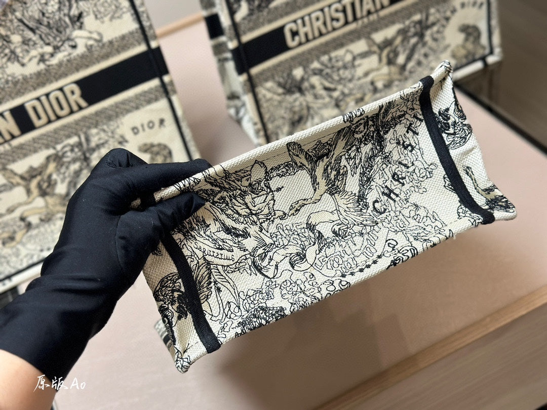 Designer Bags *NEW* #M929 **MEDIUM SIZE**