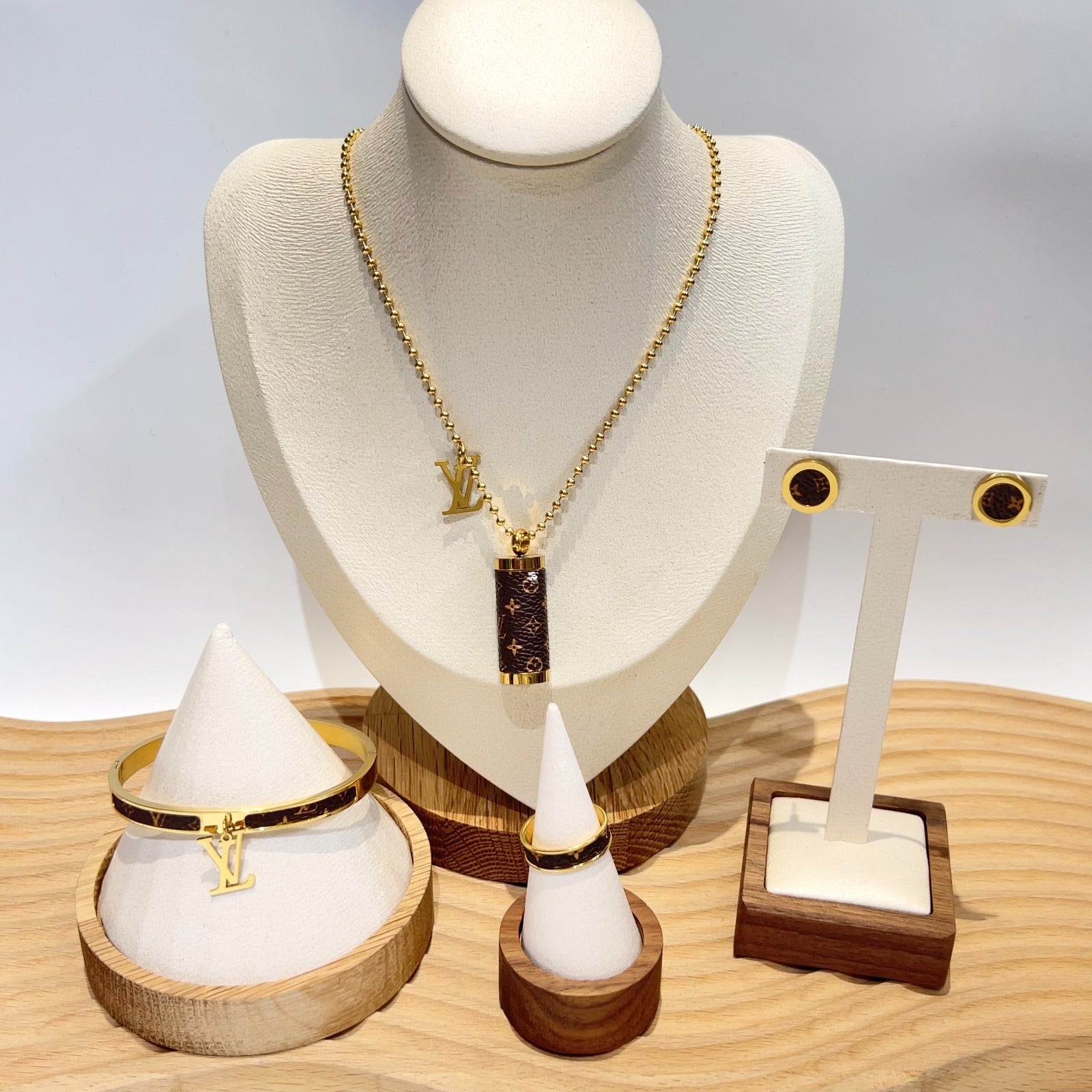 Designer Necklace *NEW*