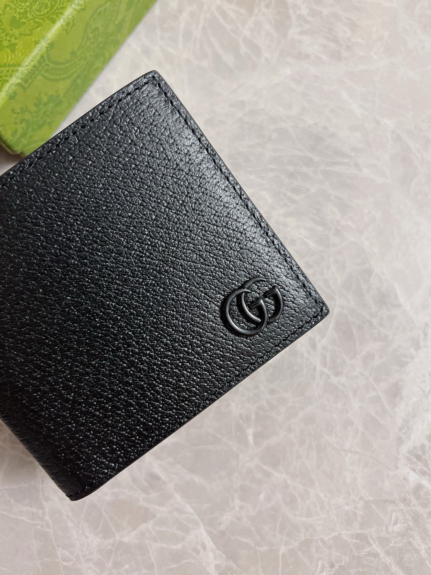 Designer Wallets