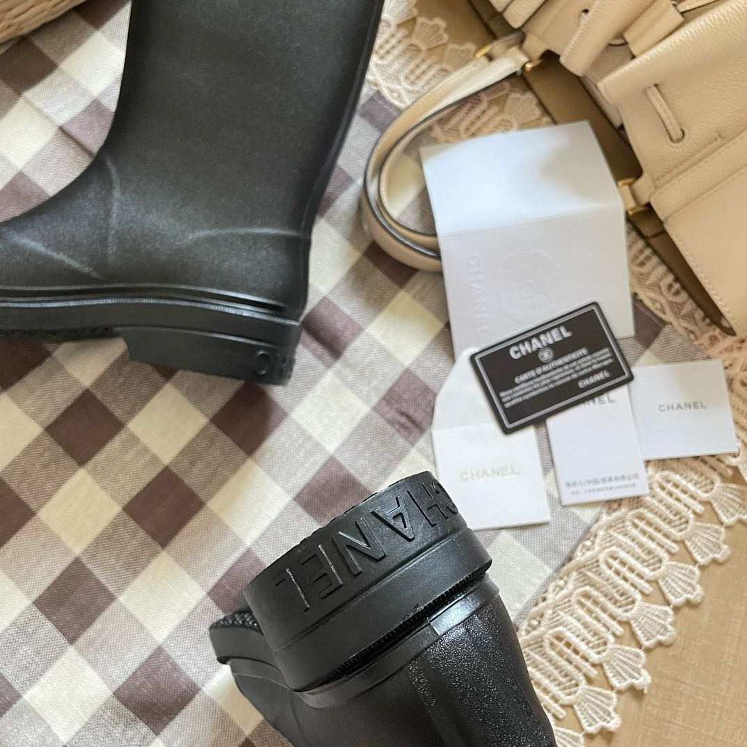 Designer Boots - Mourimani Beauty & Accessories