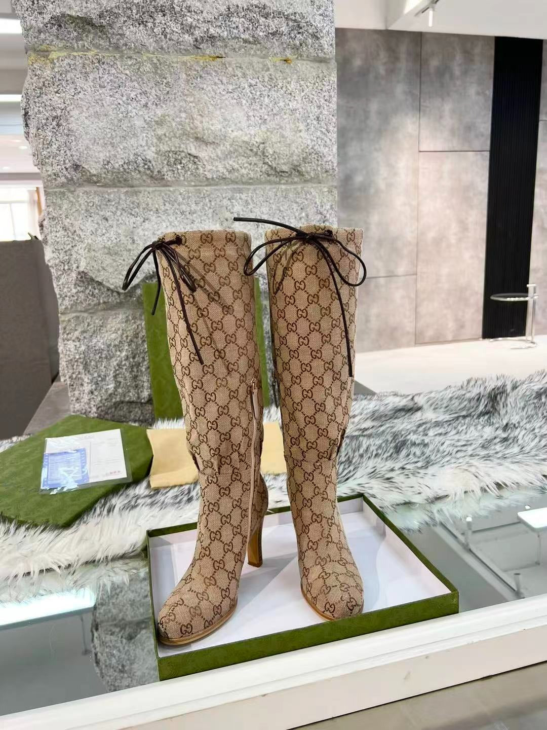 Designer Boots *NEW*