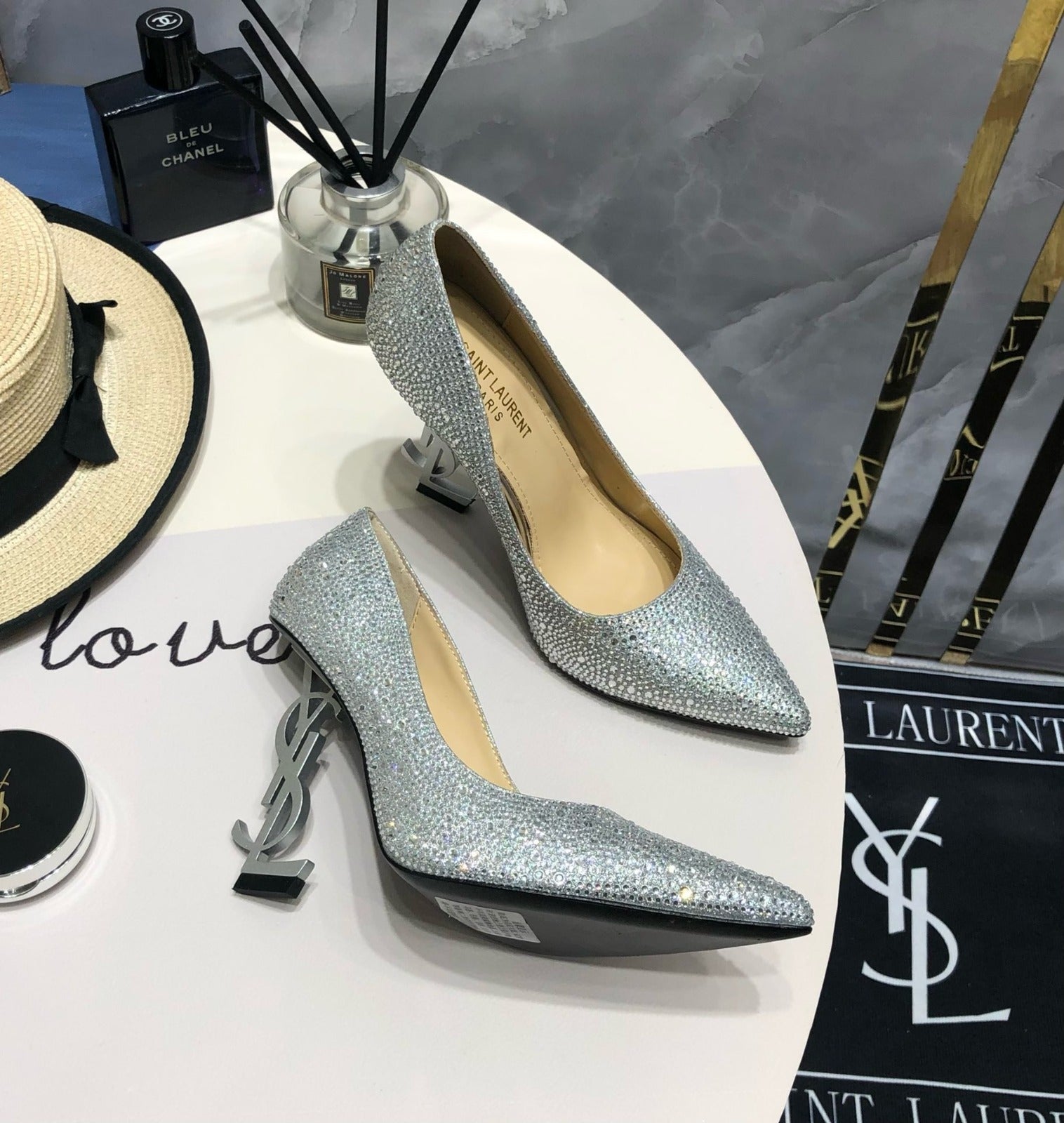 Designer Shoes *NEW* Mourimani Beauty & Accessories