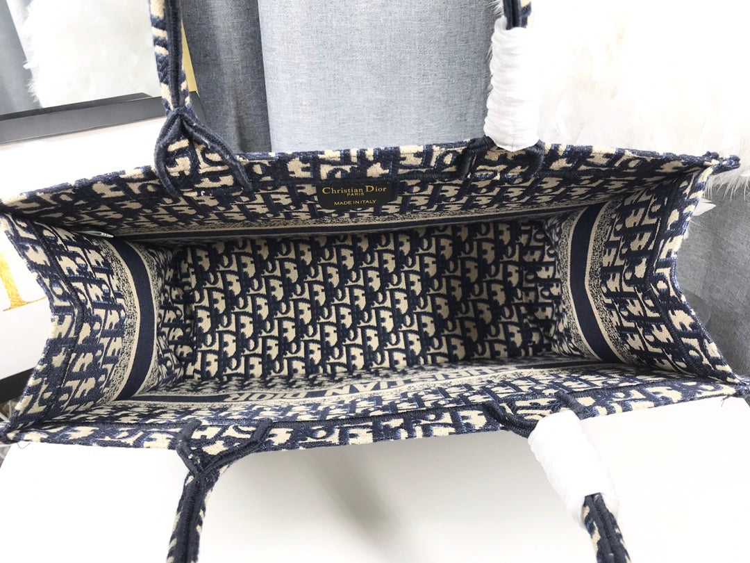 Designer Bags *NEW*