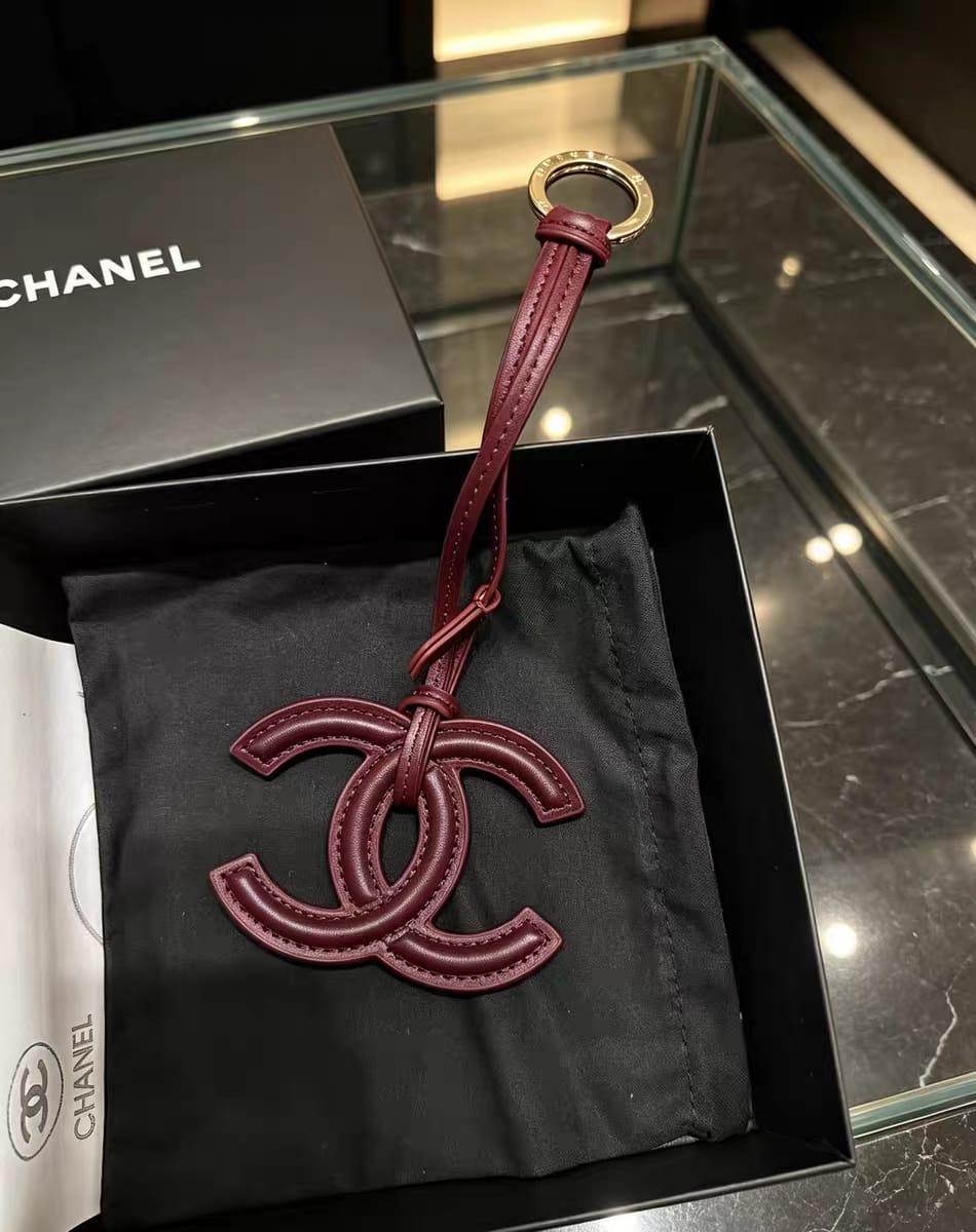 Designer Keychains *NEW* Mourimani Beauty & Accessories