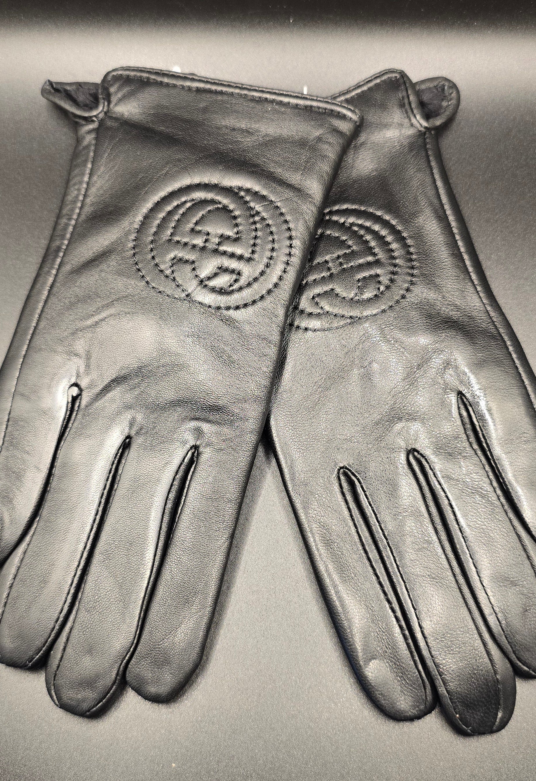 Designer Gloves