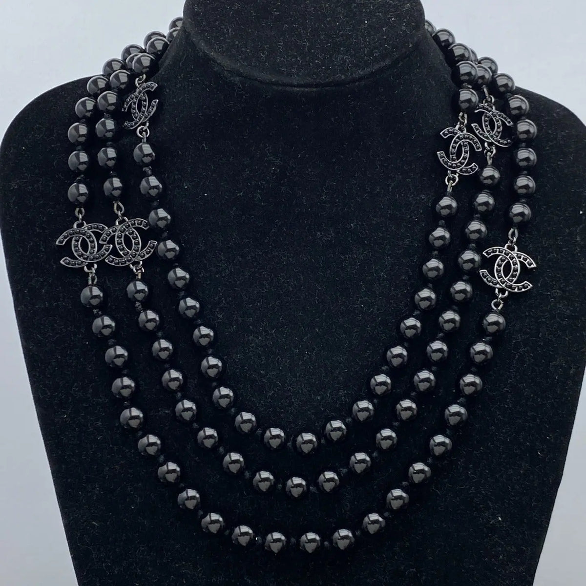Designer Necklace ✨️NEW✨️ Mourimani Beauty & Accessories